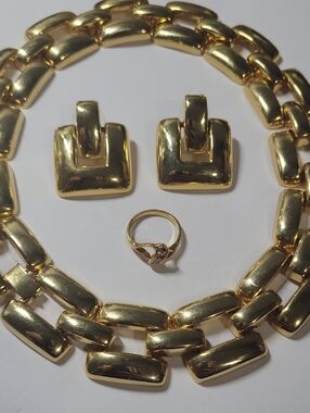 Gold-Tone Women's Jewelry Set - Necklace, Earrings & Ring